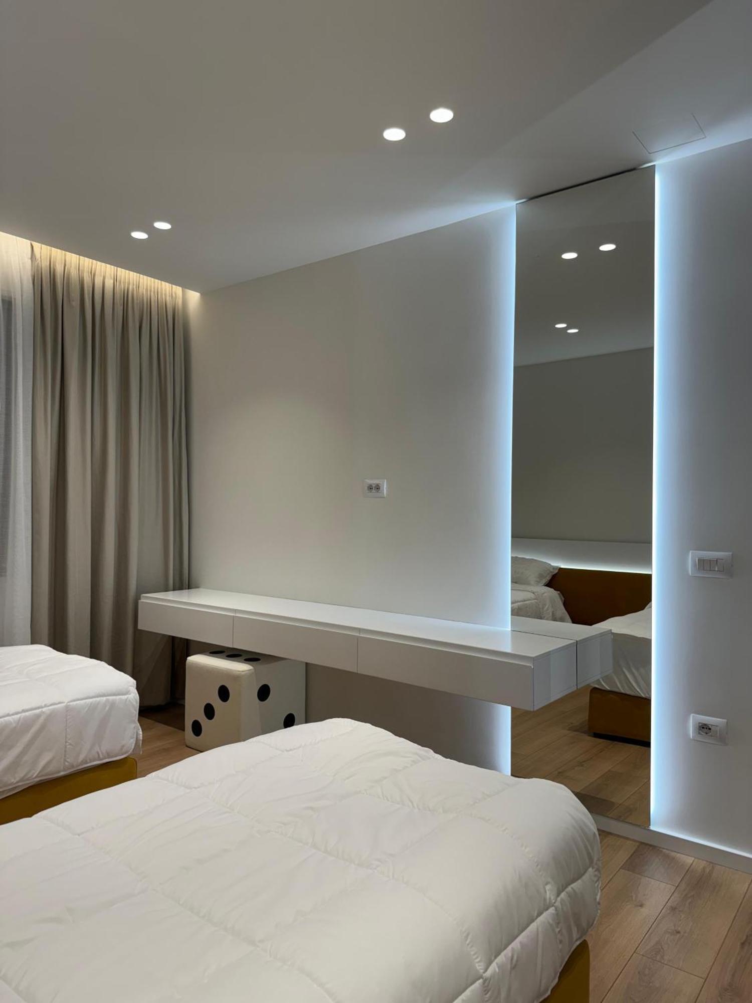 Incasso City Center Apartment Tirana Eksteriør billede