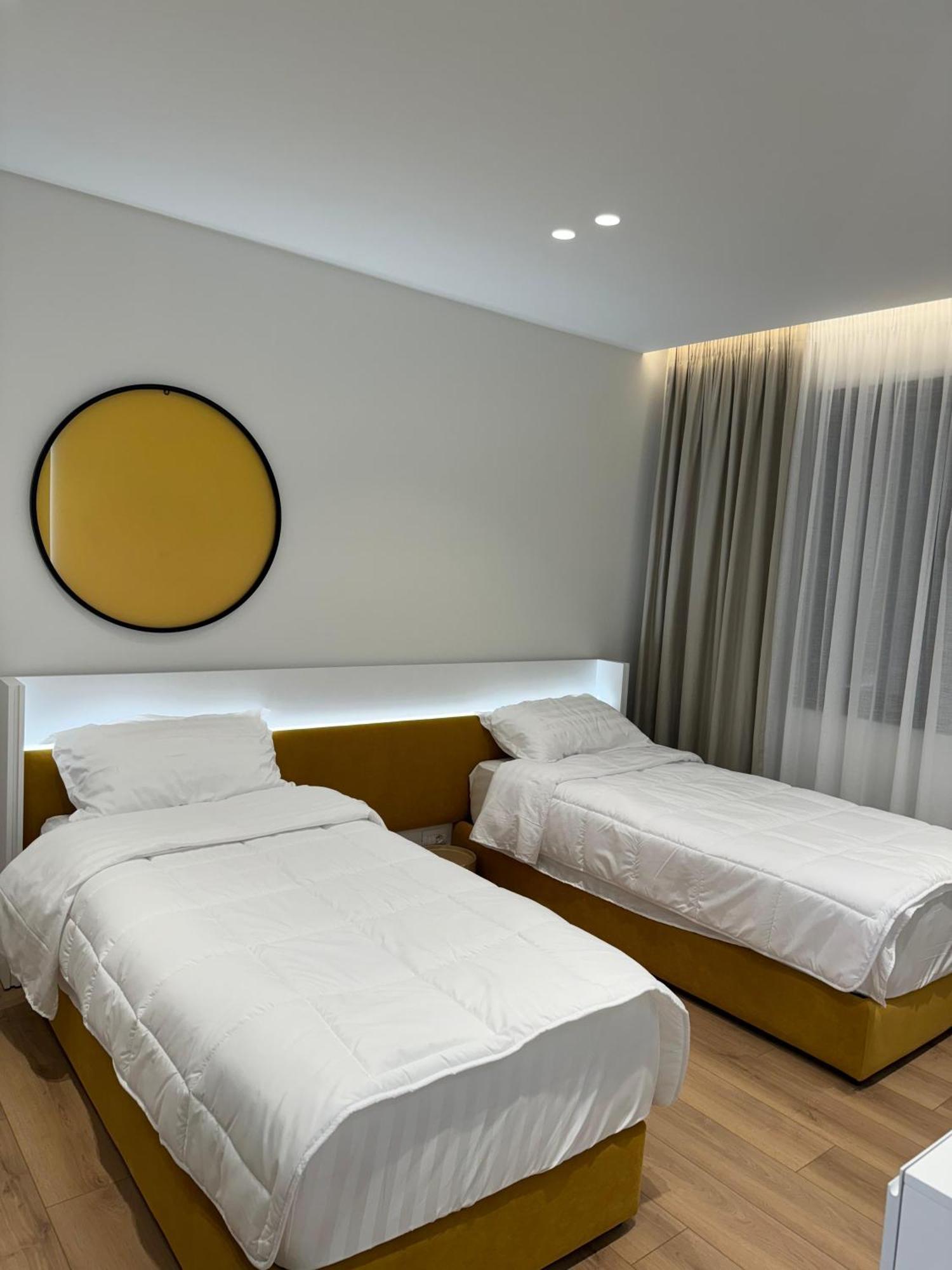 Incasso City Center Apartment Tirana Eksteriør billede